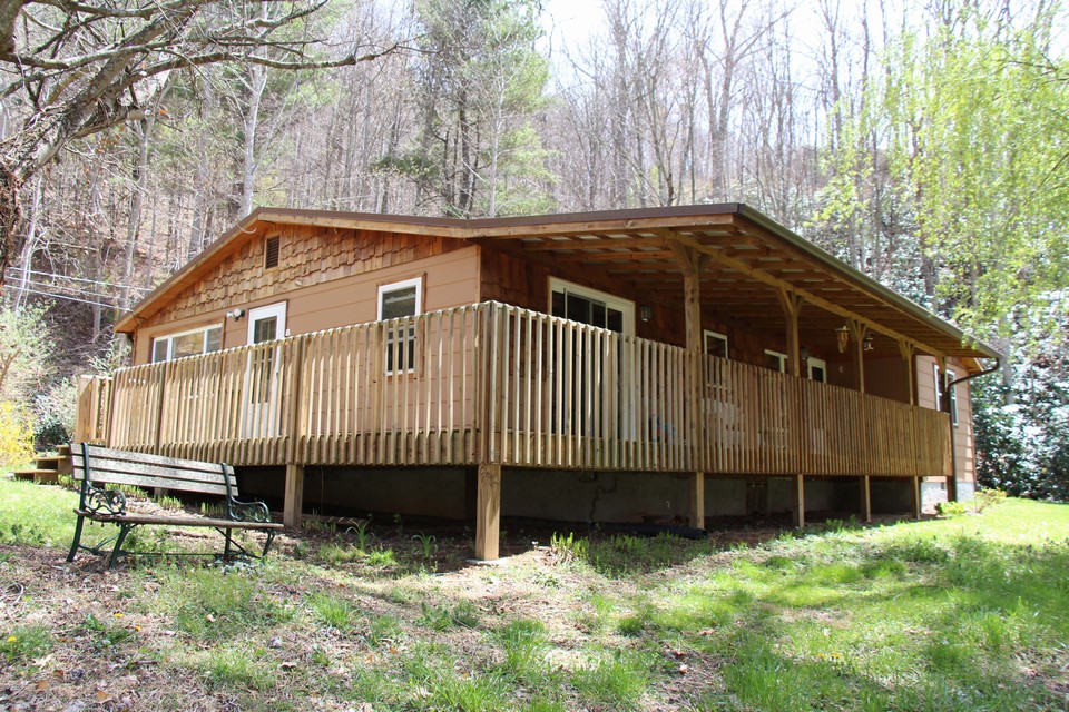 213 Eller Cove Road