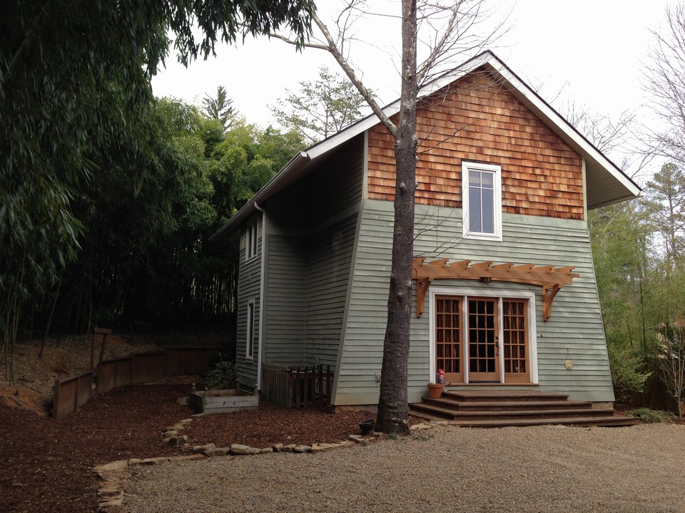14 Miller Road East